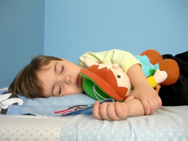 Γιατί ο μεσημεριανός ύπνος είναι απαραίτητος για τα παιδιά;