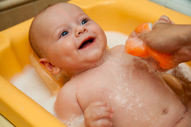 Πως να κάνετε μπάνιο το νεογέννητο μωρό σας